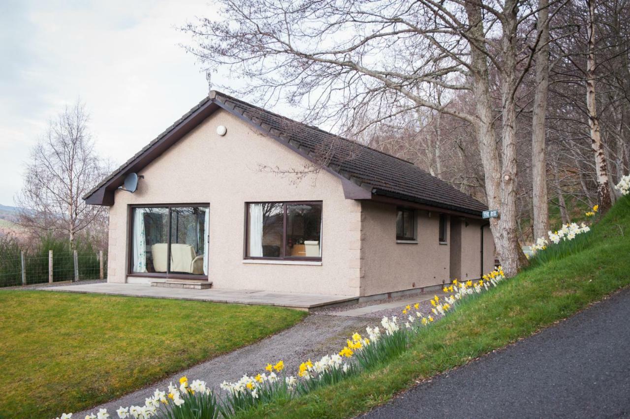 Villa Achmony Holidays Drumnadrochit Exterior foto